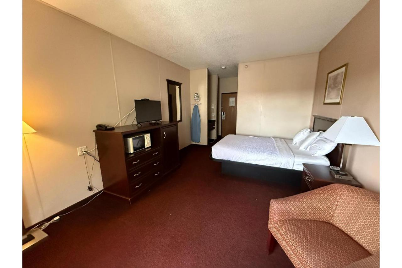 Fairbridge Inn & Suites Williston Near Airport — photo 2