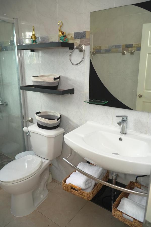 Cozy 3-bedroom house with gazebo for relaxation - 5