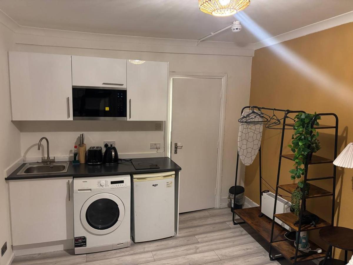 clayponds crescent - 4