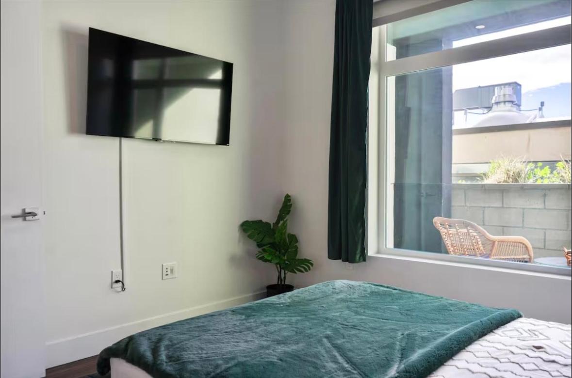 West Hollywood White Haven 1BR 1Parking - 5