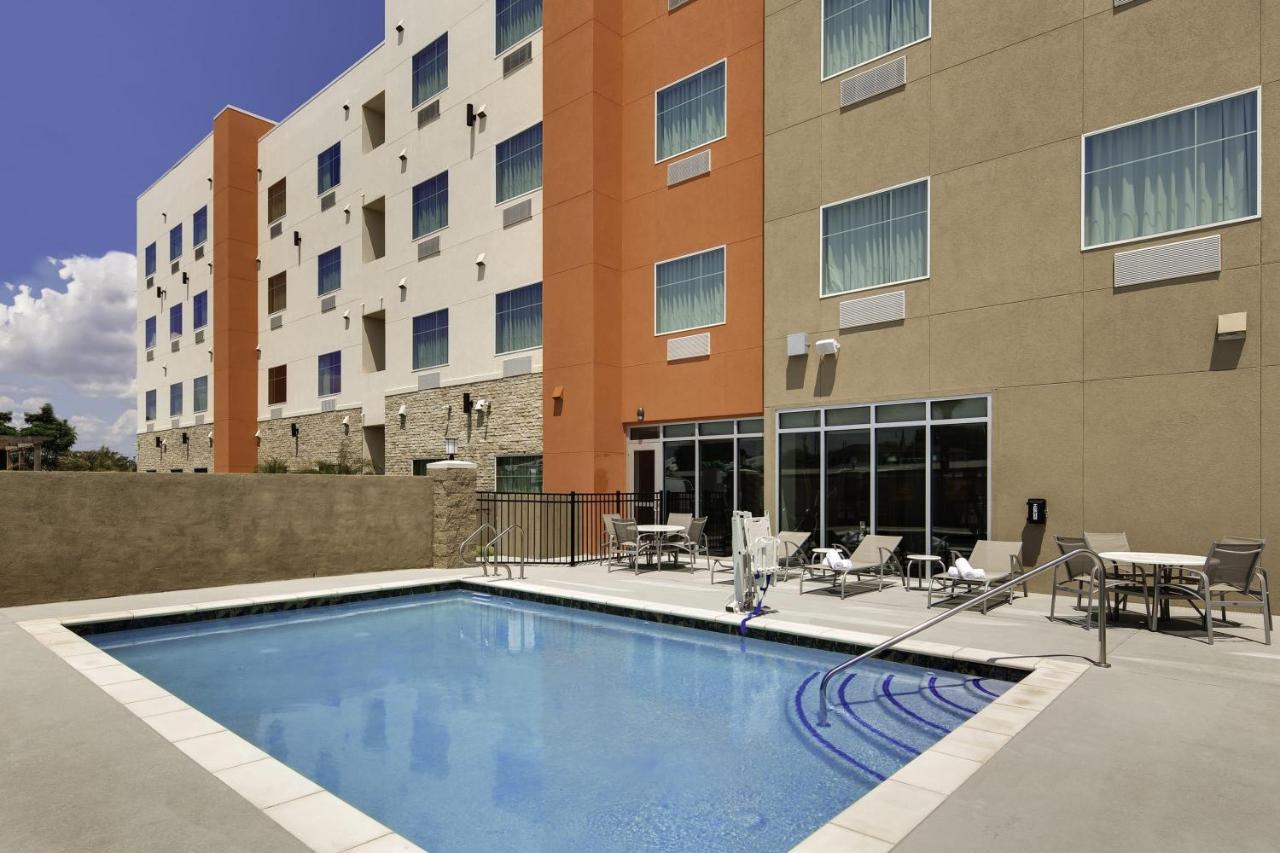 McKinzie Hotel & Suites — photo 3