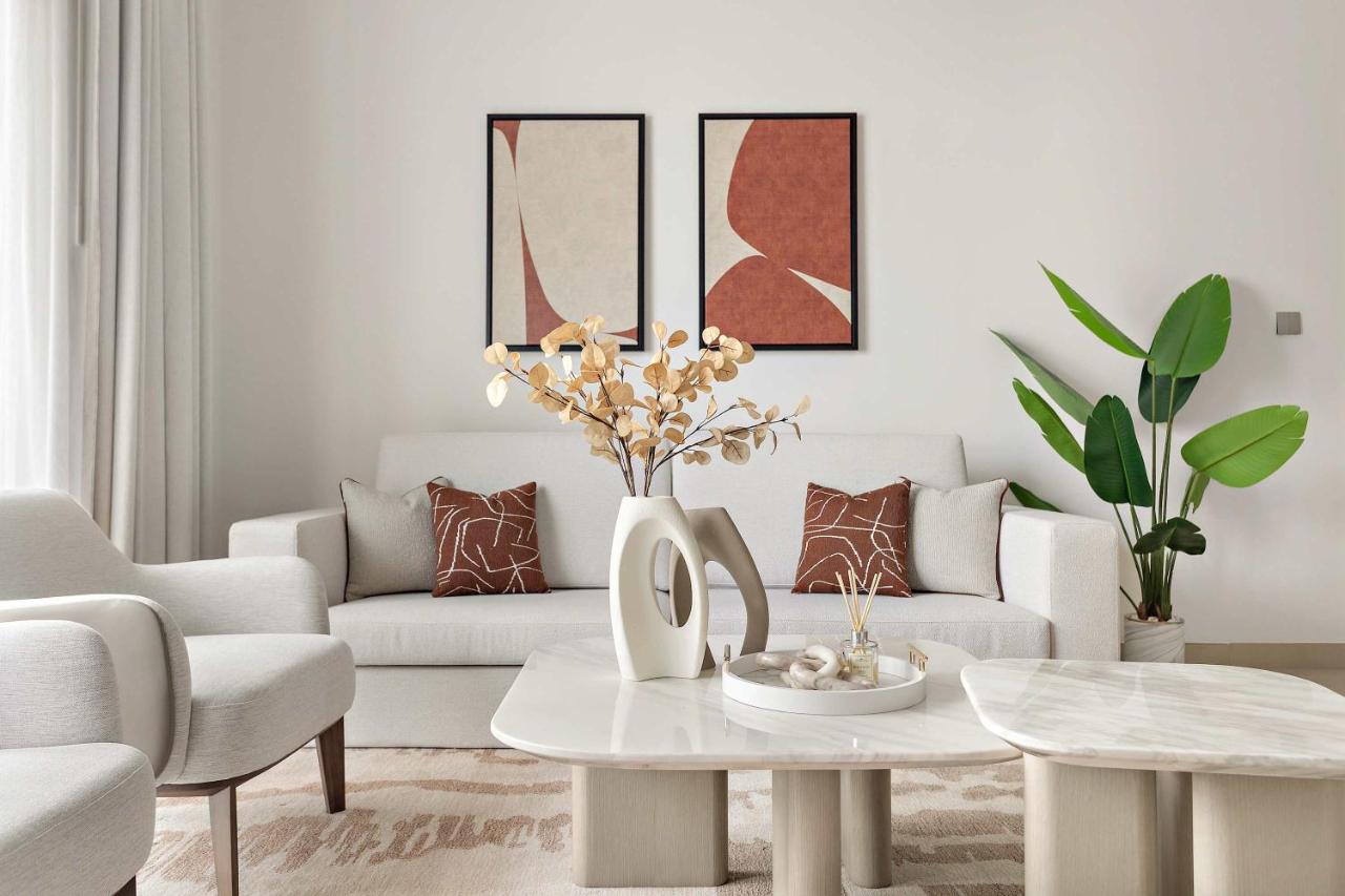 Silkhaus Vacation Homes Prime 2BR in Yas Golf Collection - 3