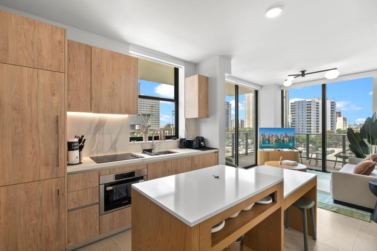 Miami Condo w Pool & Gym in Building - 2