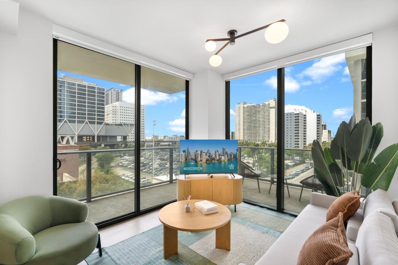 Miami Condo w Pool & Gym in Building - 3