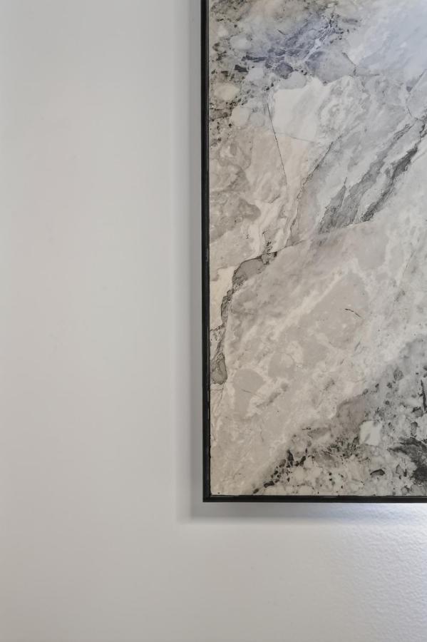 HR Quai Augustins - Notre Dame Paris - 5