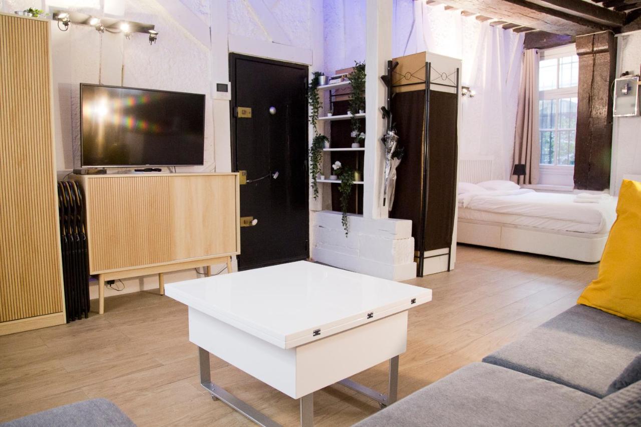 Valentine - Authentic Design Large Studio Notre-Dame Seine Walk - 3