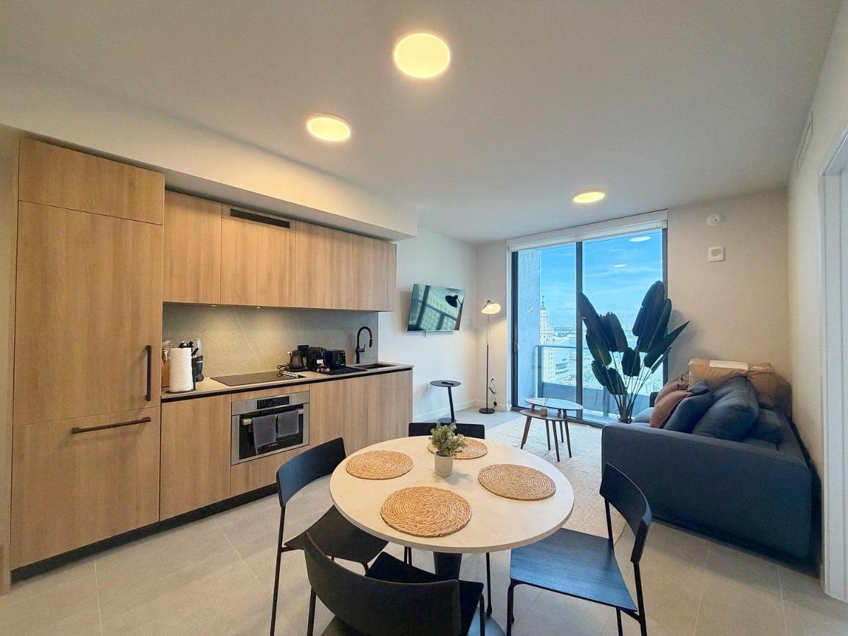 Downtown Condo w City Views in Prime Location