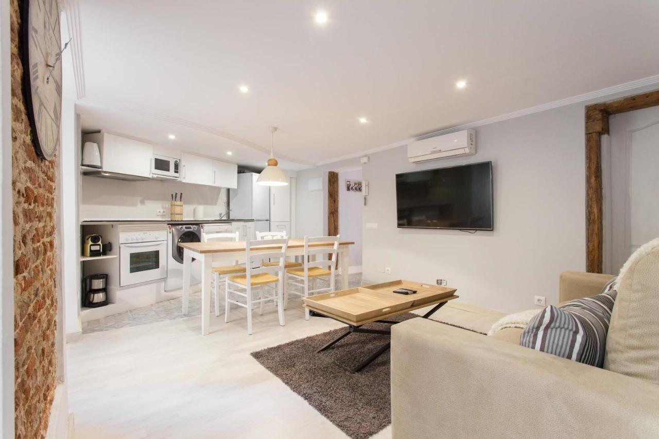 For You Rentals plaza mayor apartment POS26, Madrid ...