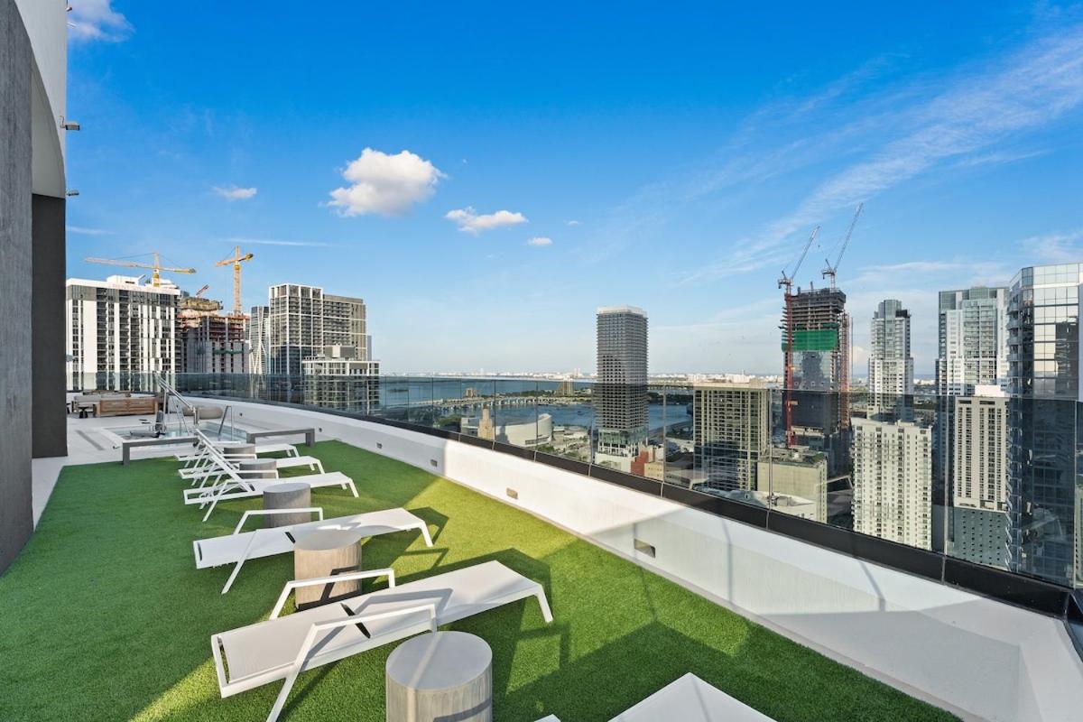 Modern Downtown 1BR | Perfect for Miami Events - 2