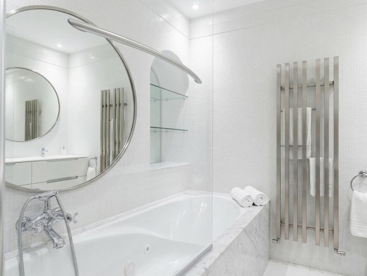 2BR Berri Champs Elysees - 3