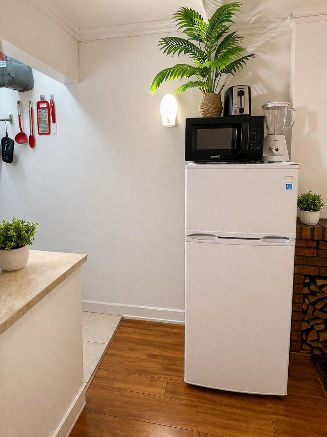 Flatiron Bright 1BR with living room, Top Floor Best location in FANCY Manhattan - 4