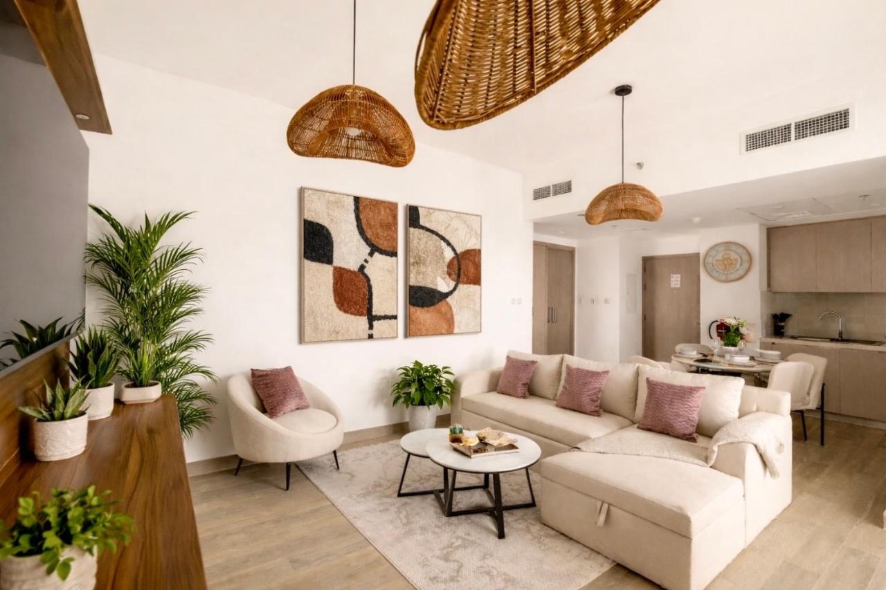 Luxury 1 Bedroom Apartment near Ferrari World Abu Dhabi & Yas Mall