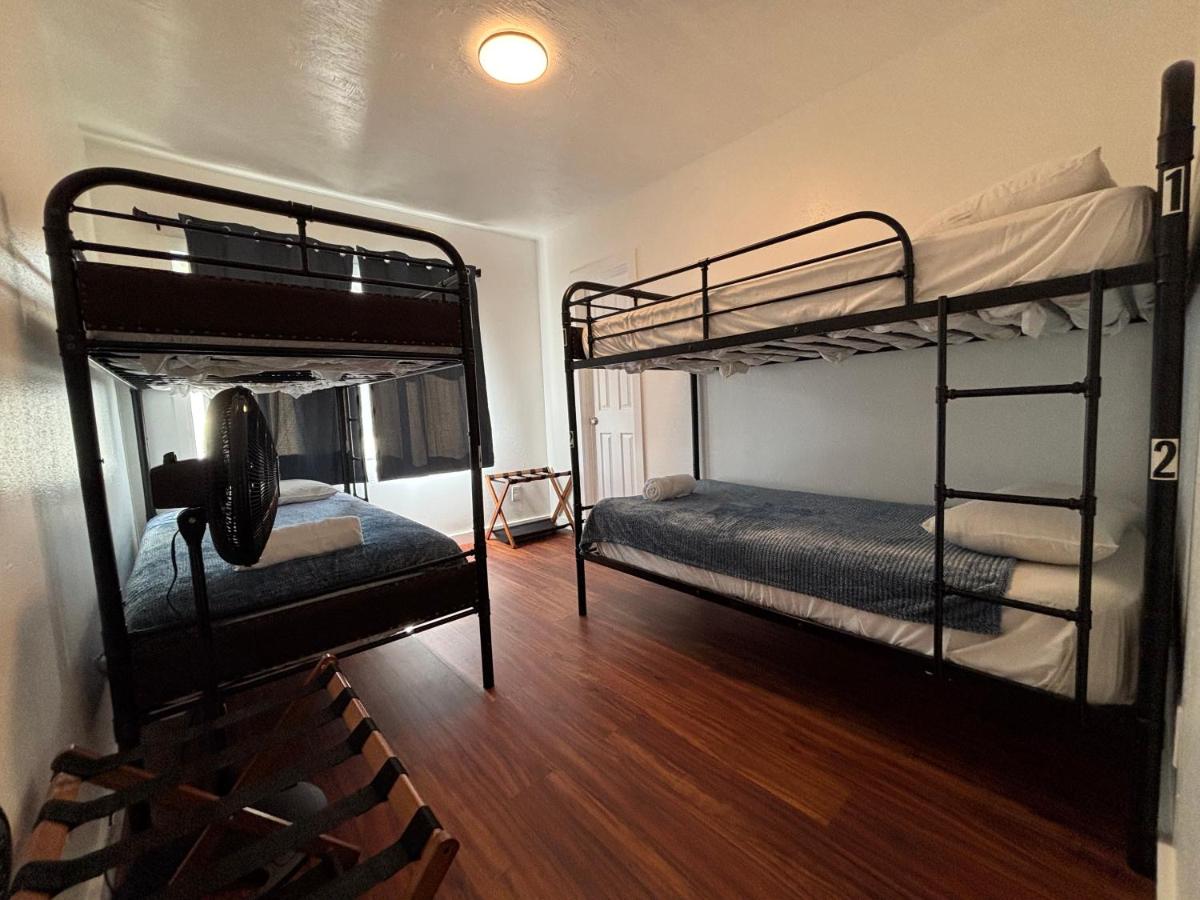 Backpackers Vacation Inn and Plantation Village — photo 11
