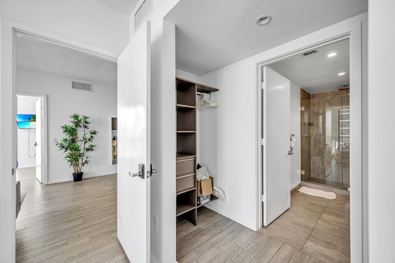 Skyglass Panorama views 2 Bedroom Suites - 3