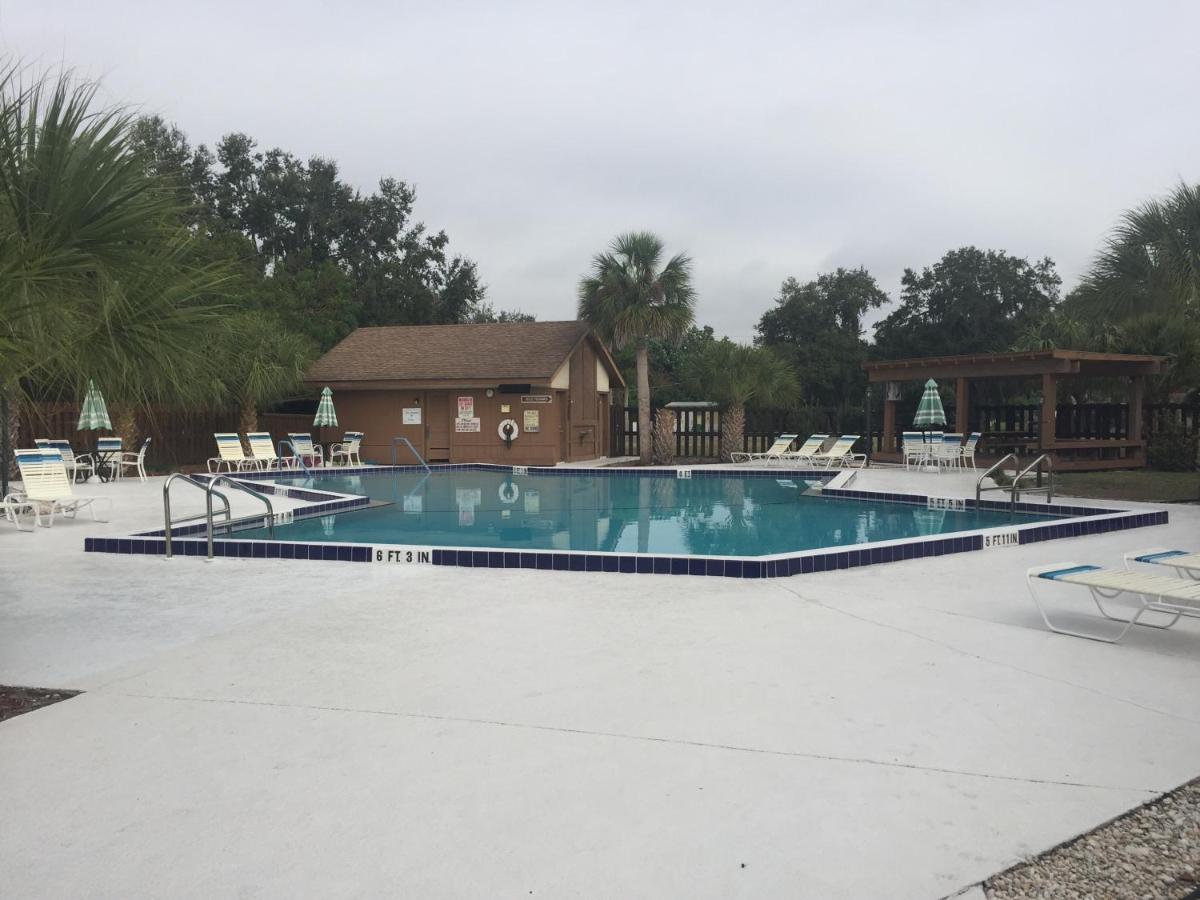 Charlotte Bay Resort — photo 12