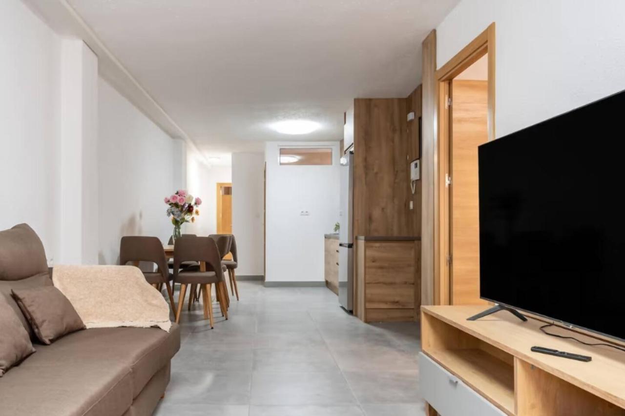 Merced-Victoria Especial Apto 1-6 Huesped Wi-Fi 3 Dorm - 5