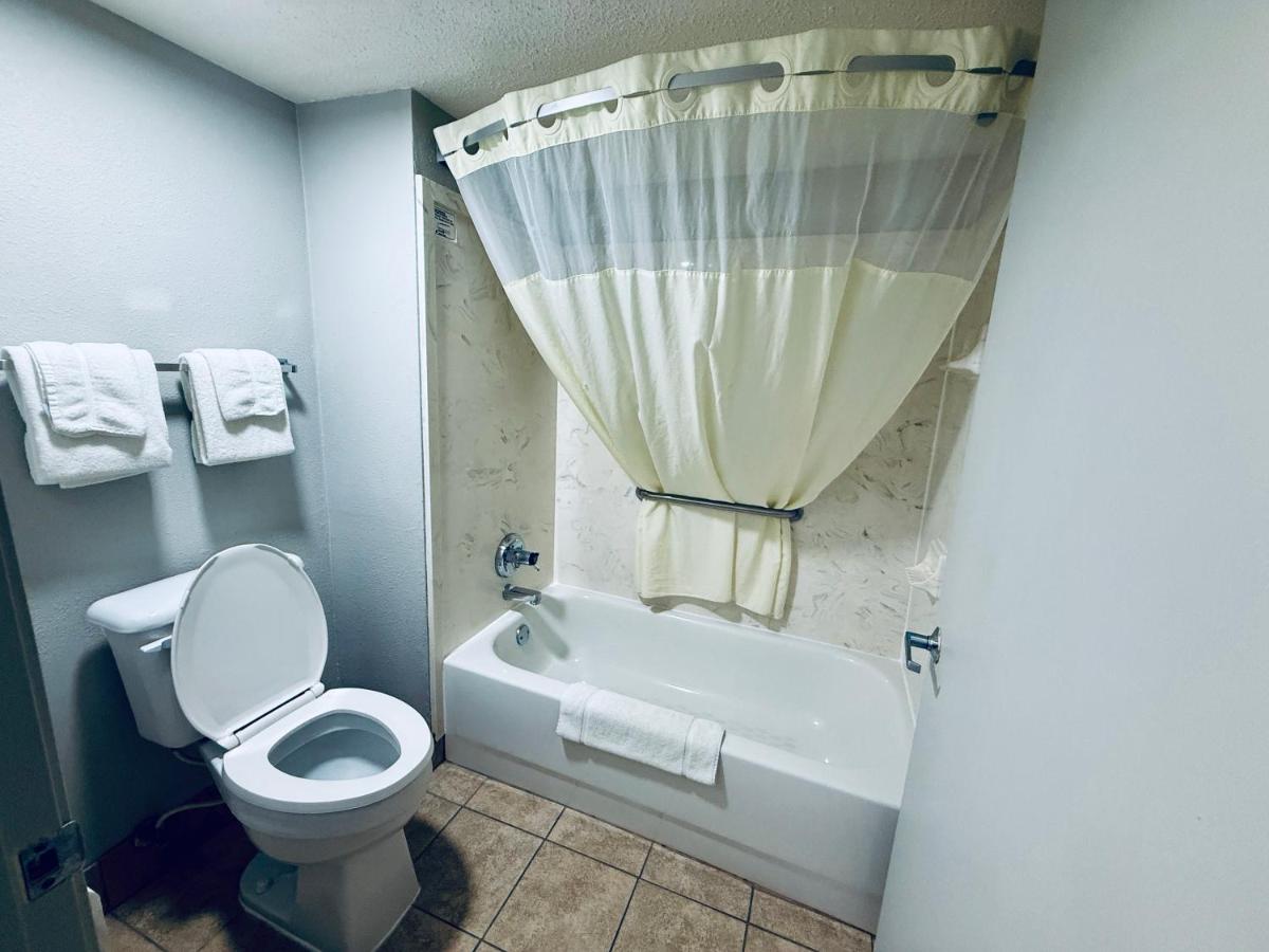 Residence Suites of Selma — photo 24