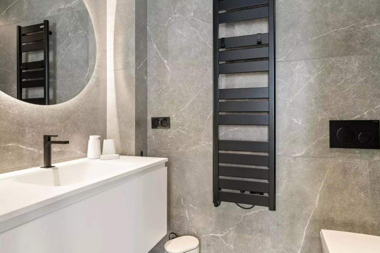 2BR Rue du Bac St Germain - 3