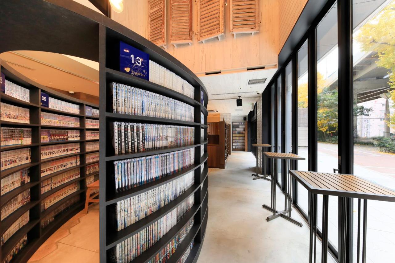 QuintessaHotel Osakaumeda Comic&Books