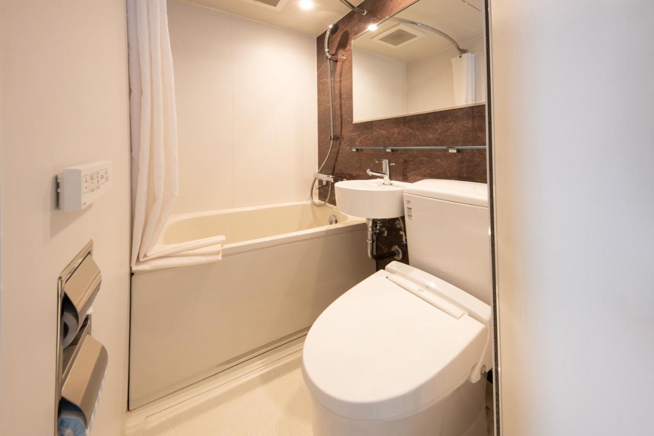 QuintessaHotel Osakaumeda Comic&Books - 3