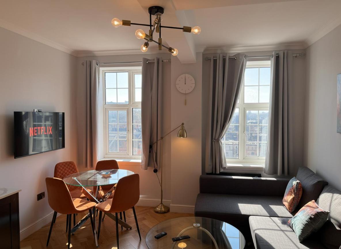 Stylish Central London Apartment near Paddington & Hyde Park - Sleeps 6