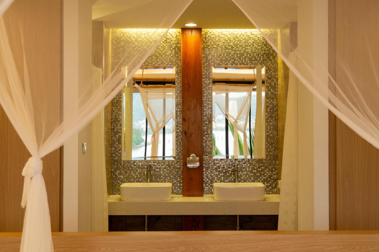 The Cozy Beachfront Phuket - 3