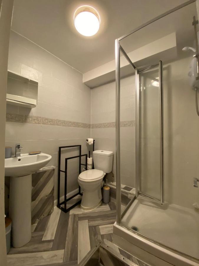 Bright and Compact Studio in the heart of London - 2