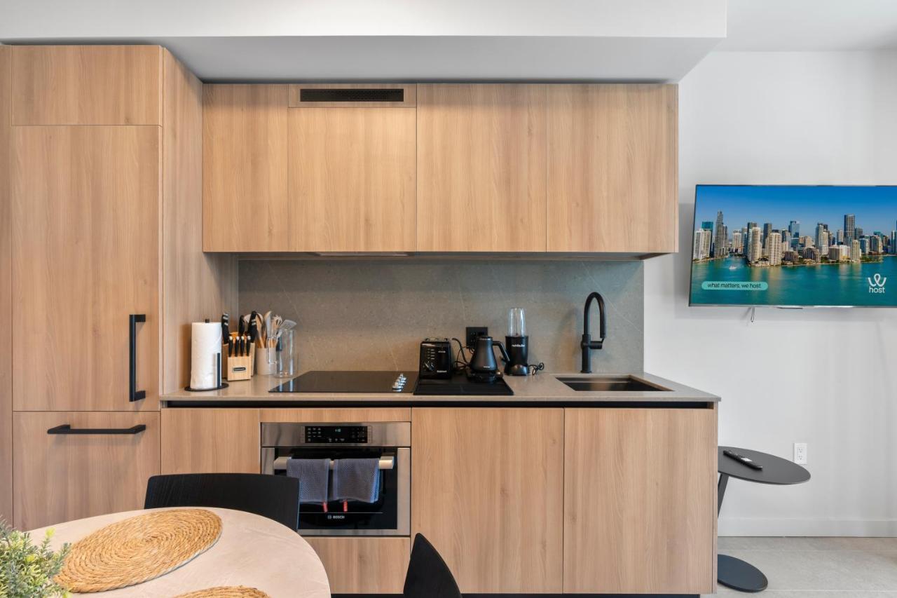 Prime Downtown Condo Close to Kaseya Center - 5