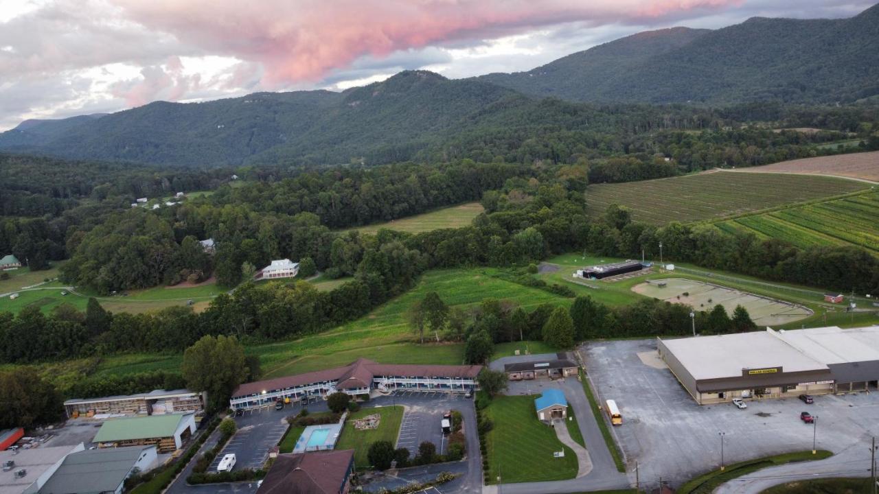 Mountain Valley Inn Dillard — photo 9