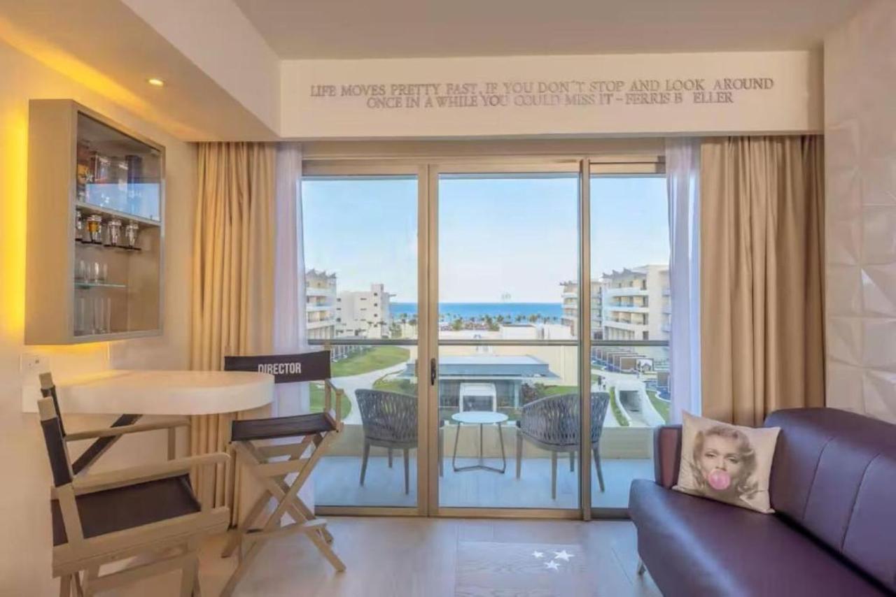 Planet Hollywood Cancun Adult Scene by Royalton, An Autograph Collection All-Inclusive Resort - Adults Only - 4