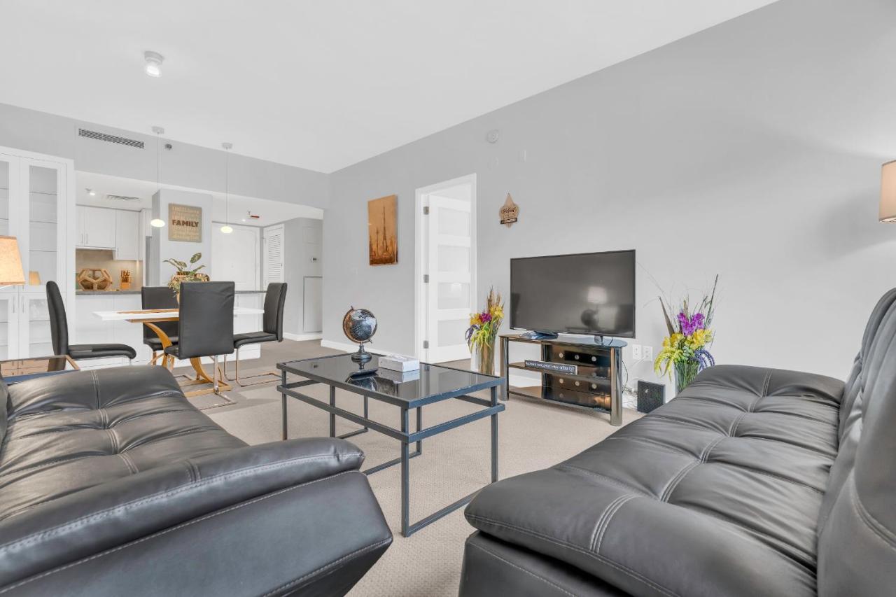 Heaven on Washington Fully Furnished Apartments — photo 1