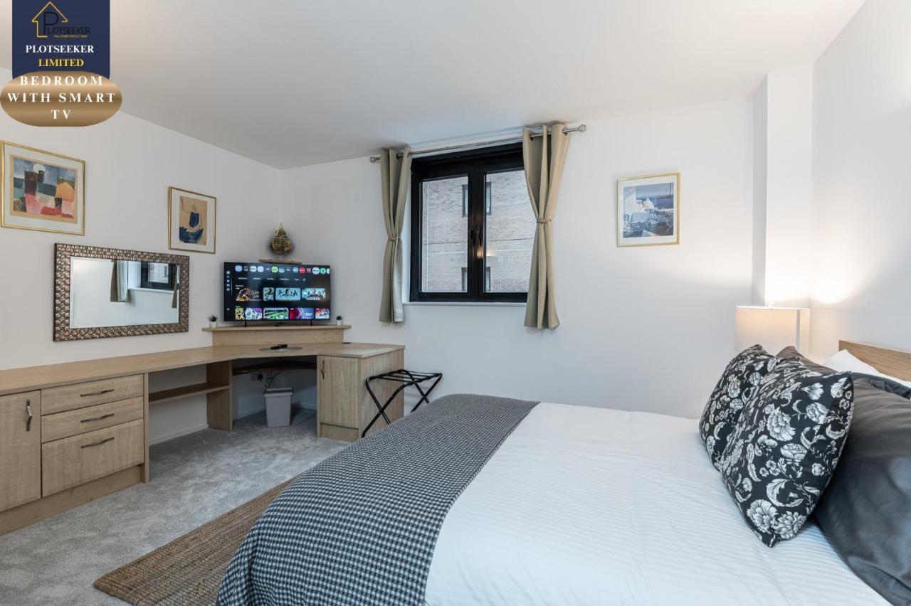 Kensington Luxury 2BR Balcony Sleeps 8 Lift - 2