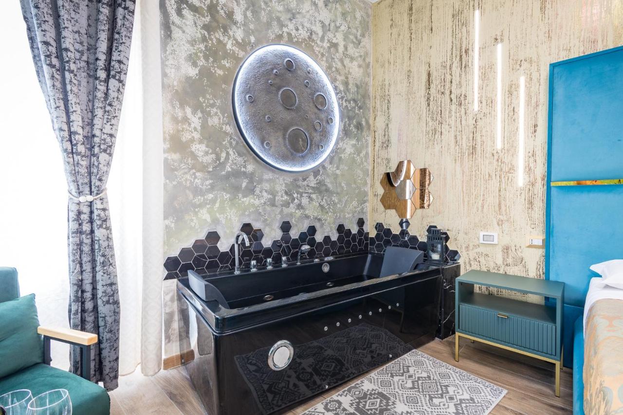 Just Chilling Suite - 3