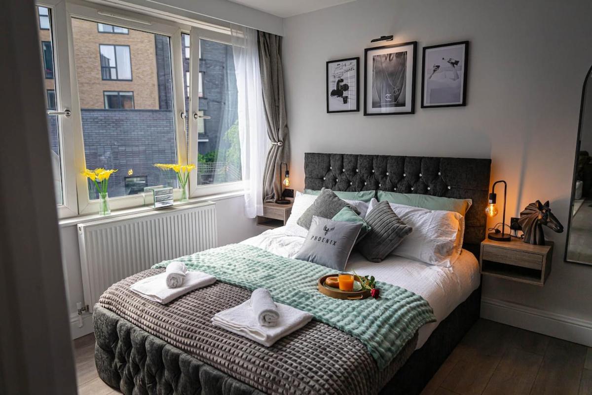 Luxury 1 Bedroom Apartment Near London Bridge with Jacuzzi Bath - 3