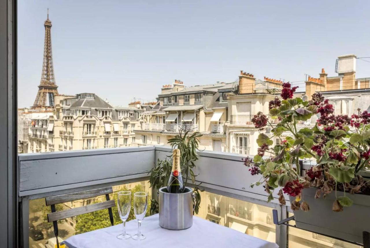 2BR Tour Eiffel View Suffren - 4