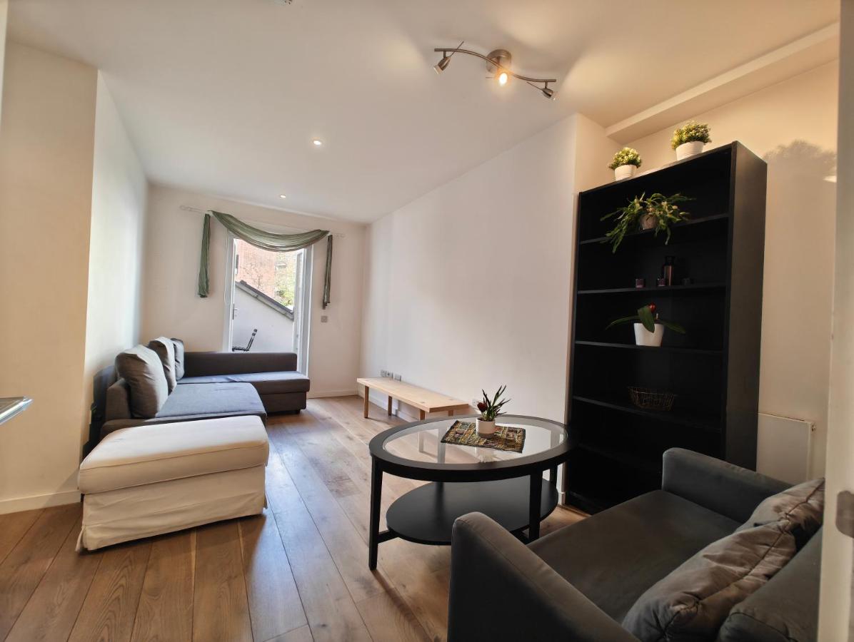 Apartment In Camden - 2