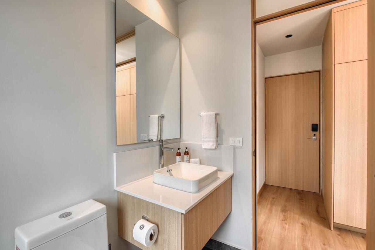 Beautiful Condo with City Views – Alameda Central - 3