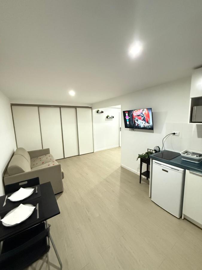 Lovely APPARTEMENT - 4