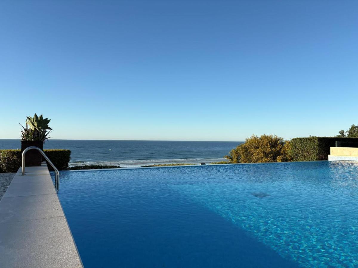 V4 Praia Verde - 8 to 11 People, 5 min beach walk - 4