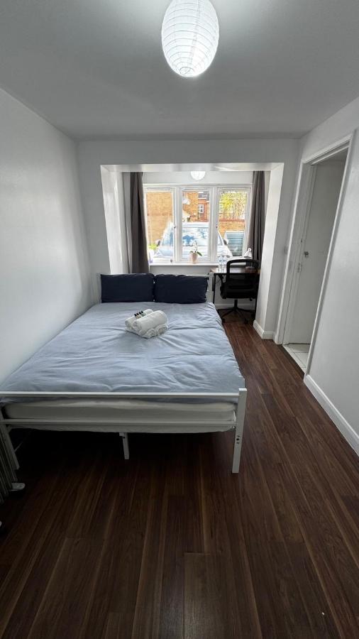 Cozy Private Ensuite Room in Central London-Near London Bridge