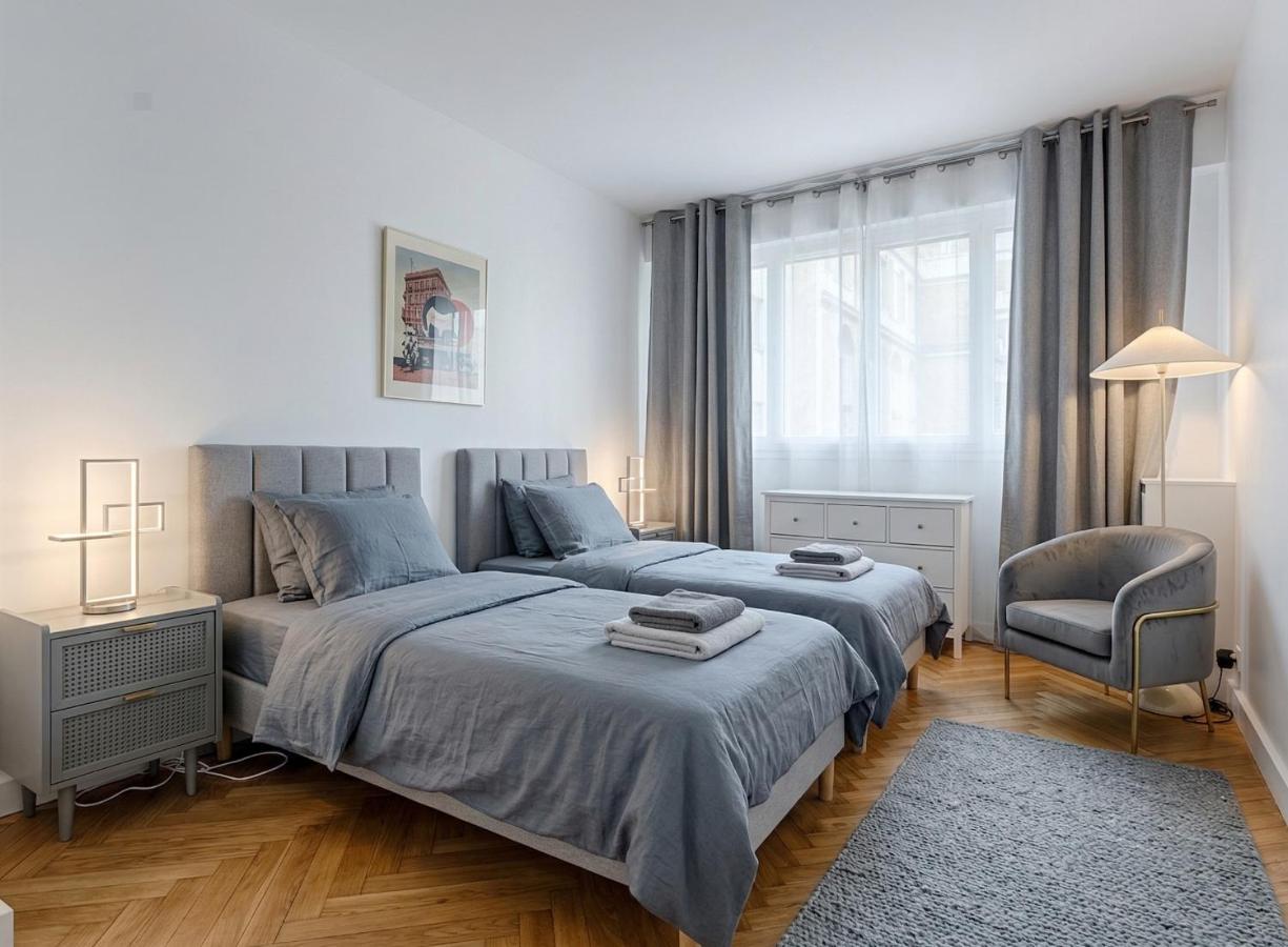 2BR Montaigne Chambiges - 2