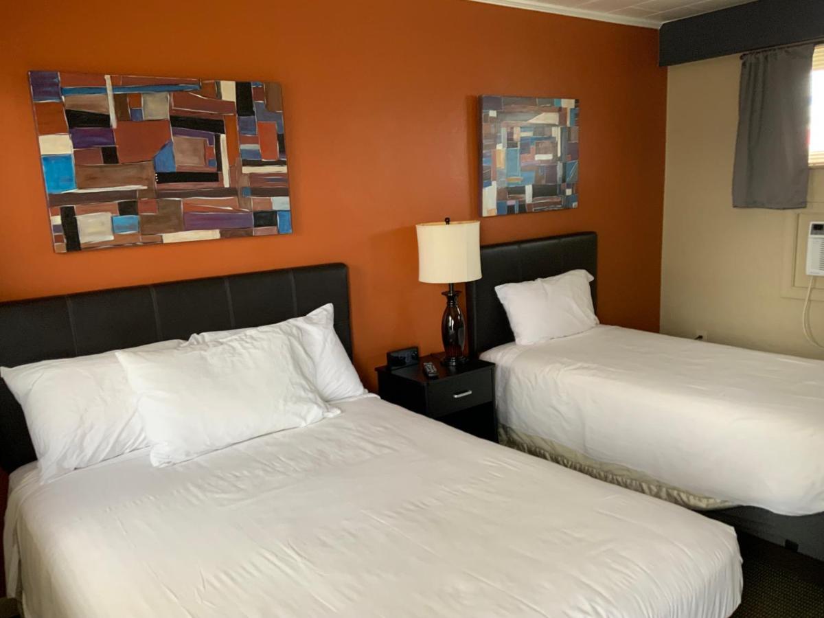 Triangle Motel — photo 9