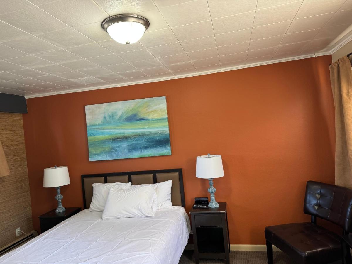 Triangle Motel — photo 13