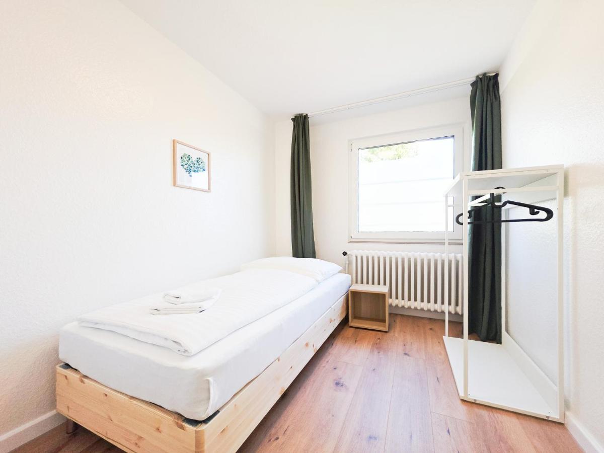 Tolstov Apartments - Airport Apartments