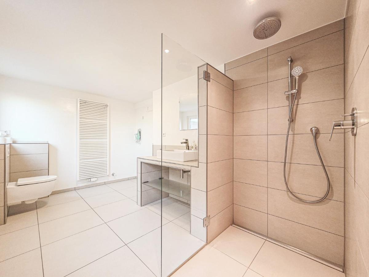 Tolstov Apartments - Airport Apartments