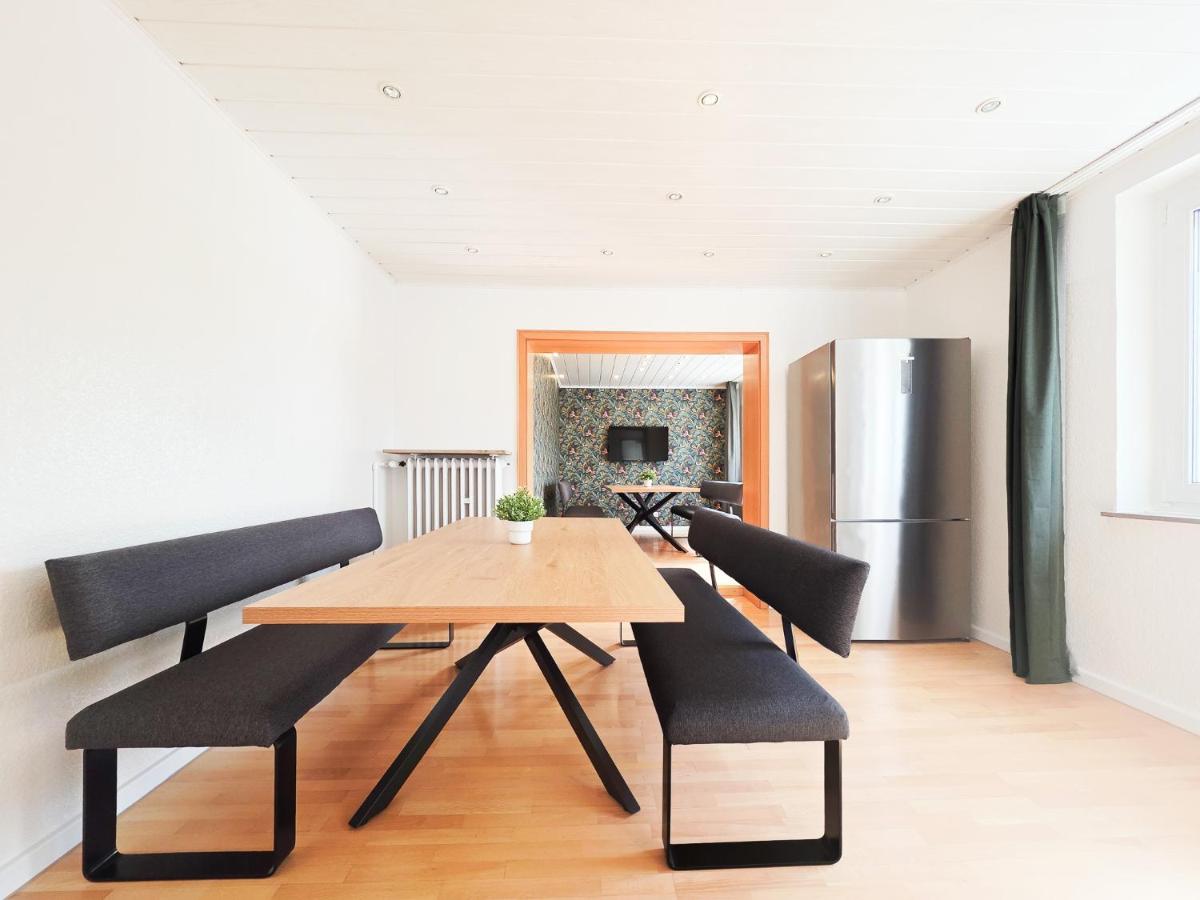 Tolstov Apartments - Airport Apartments