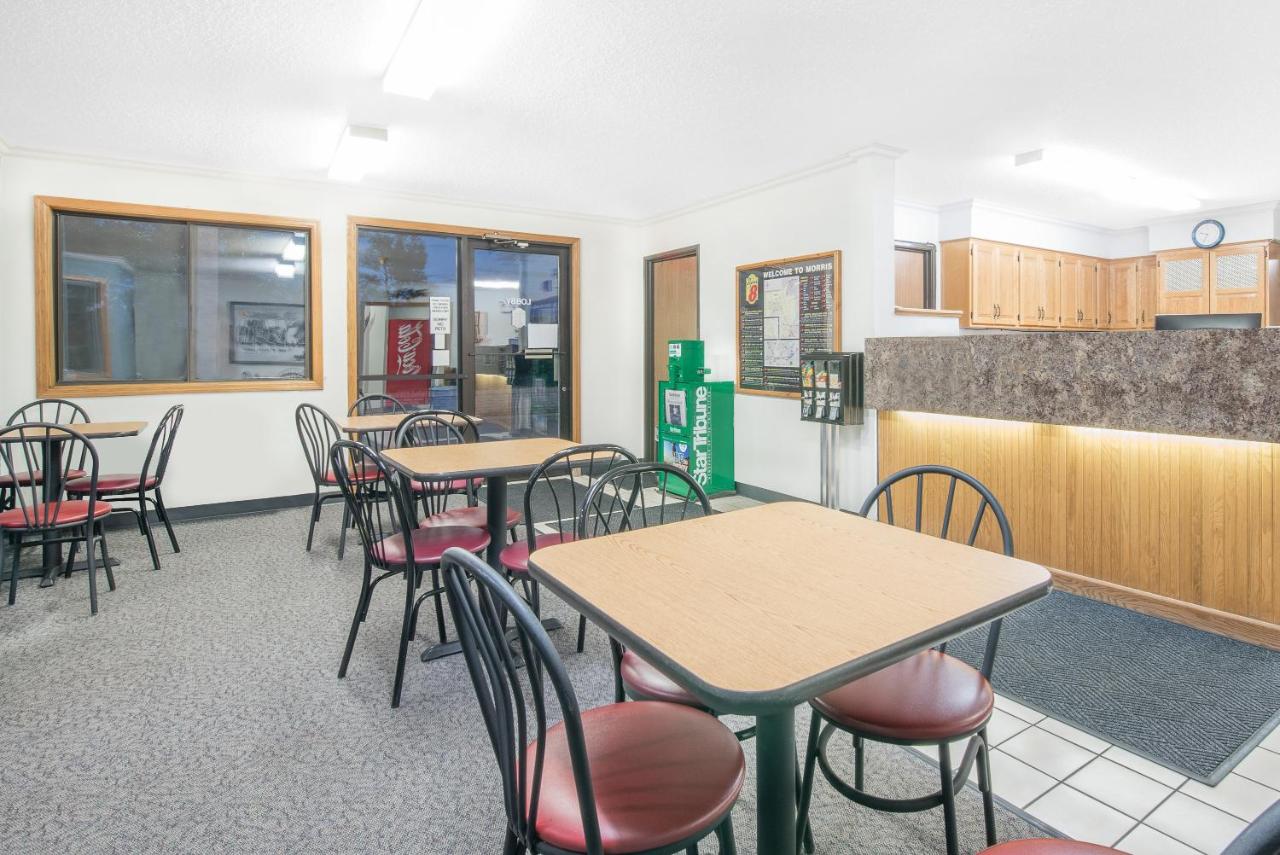 Wrangler Hotel Morris — photo 5
