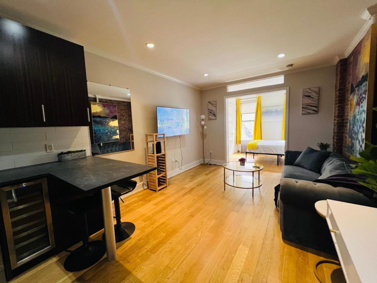 Midtown West Suites by Times Square - 4