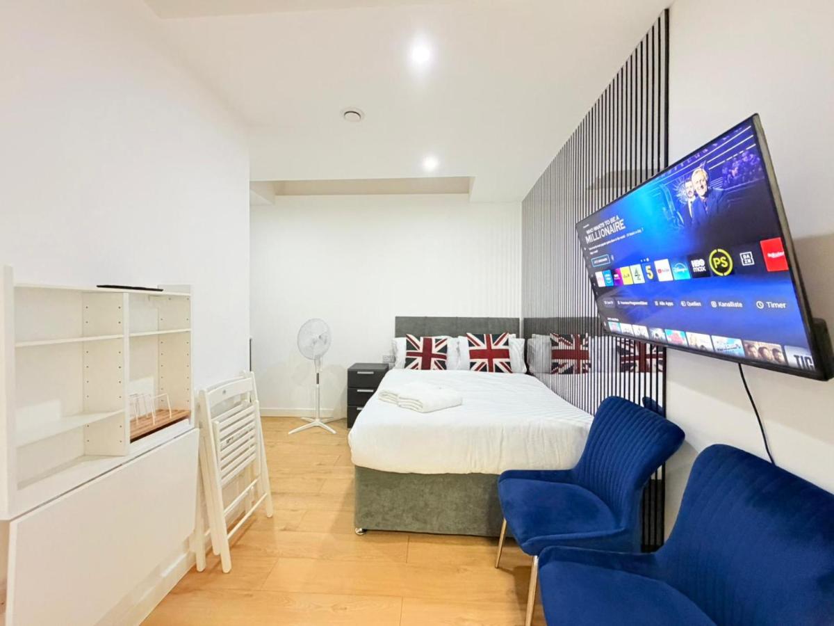 Bright Studio in Kings Cross no windows - 5