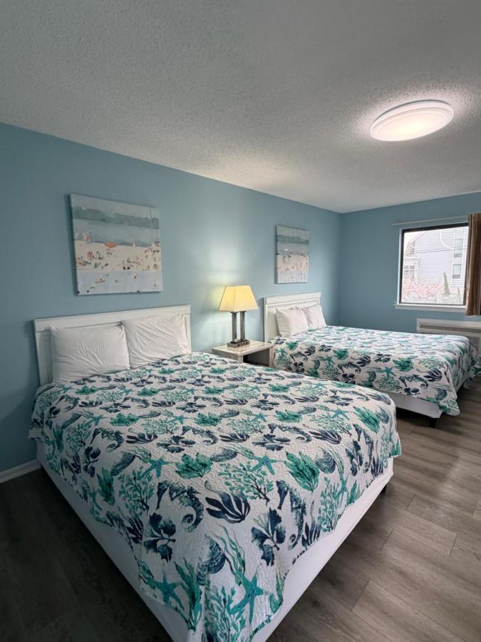 Sand Pebble Motor Lodge — photo 10